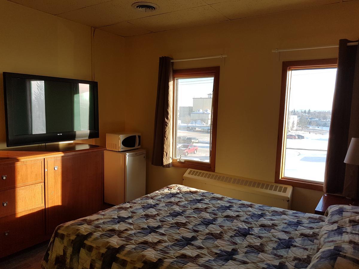 Beaver Hotel North Battleford Exteriér fotografie